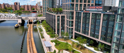 Lincoln at Bankside Park